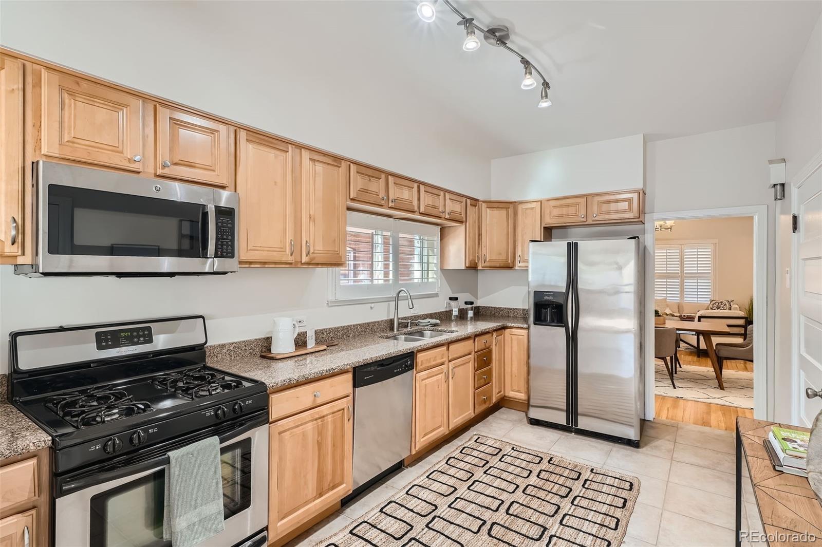 64 S Washington Street