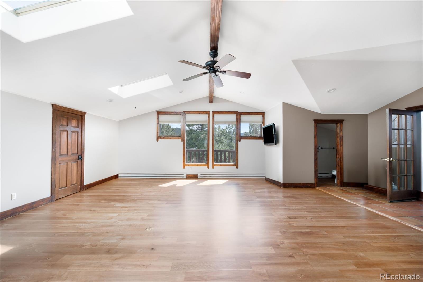 3890 S Skyline Drive