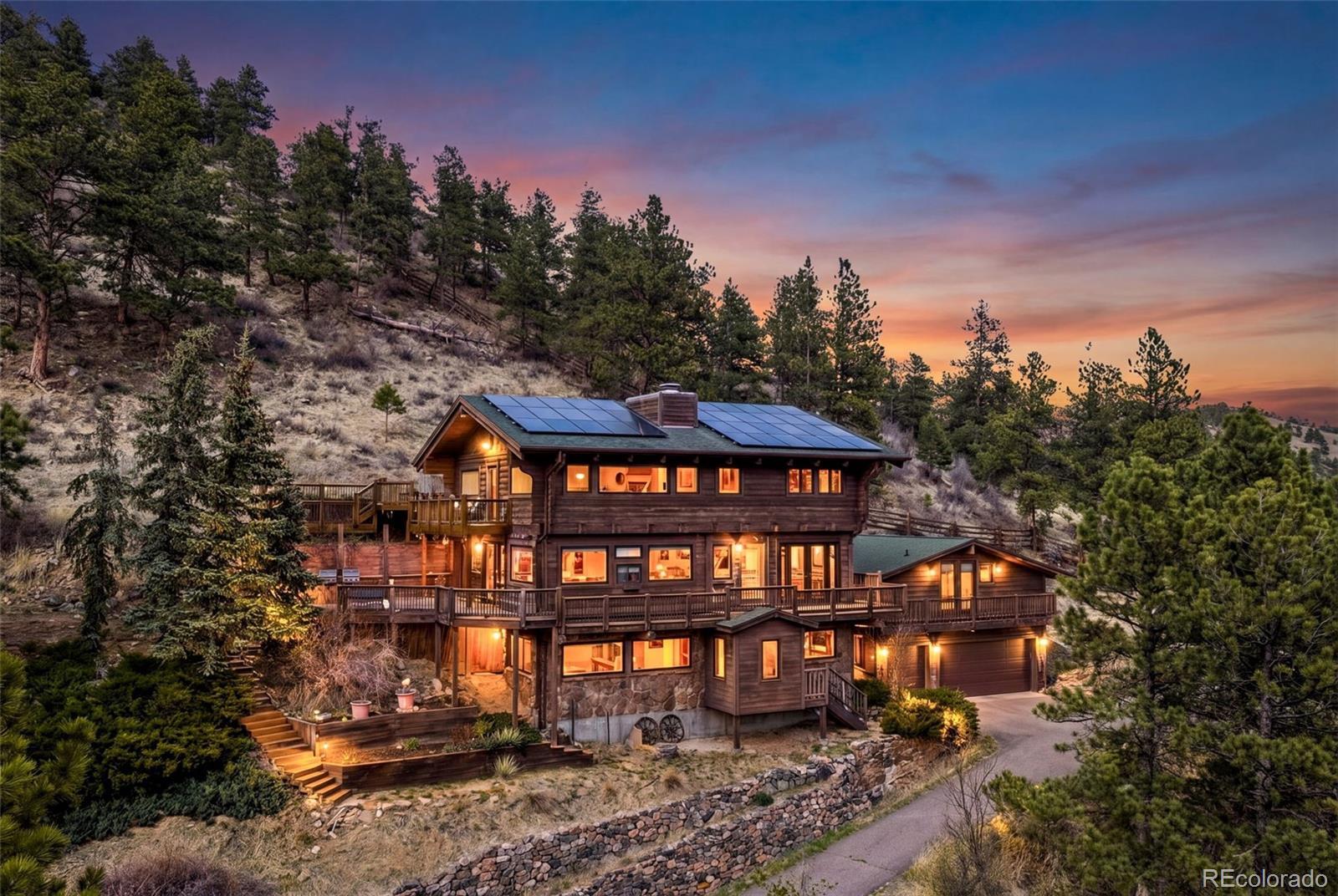 3890 S Skyline Drive