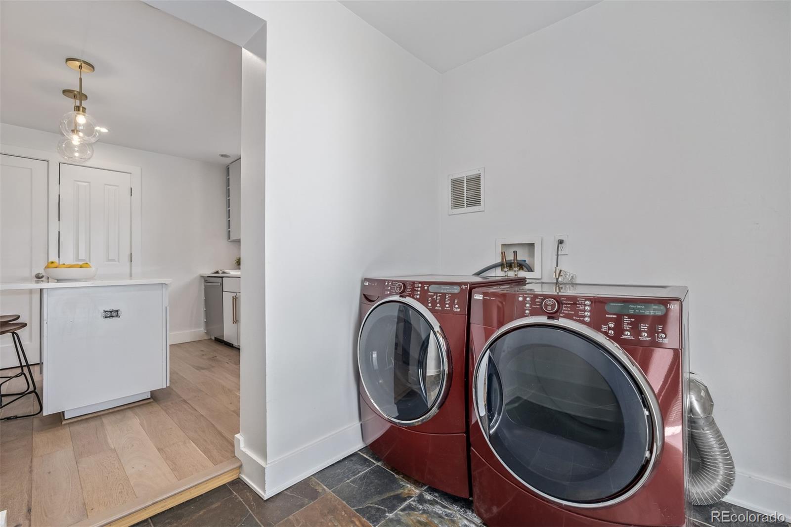 3050 N Marion Street