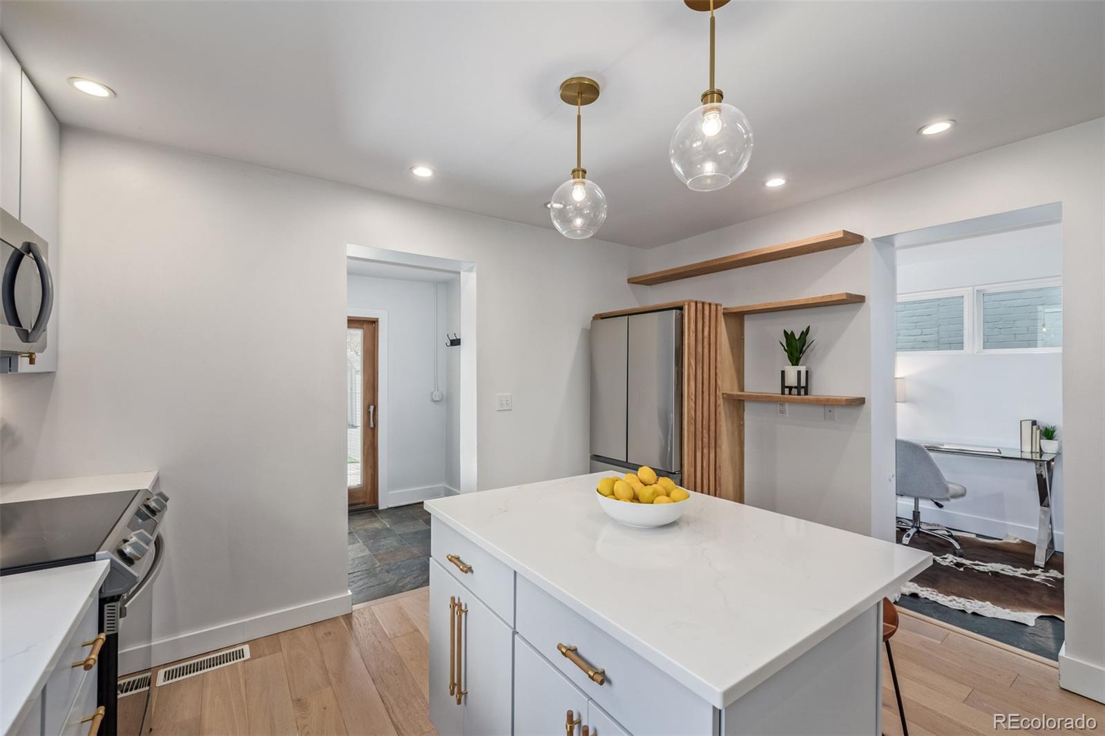 3050 N Marion Street