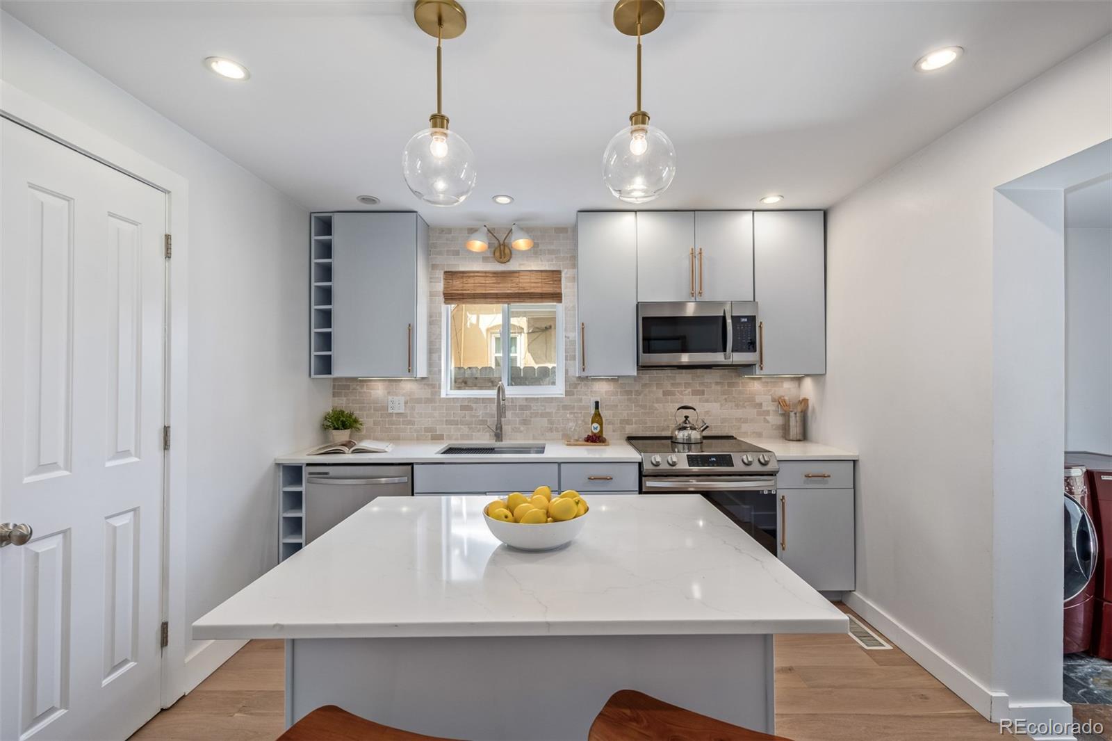 3050 N Marion Street