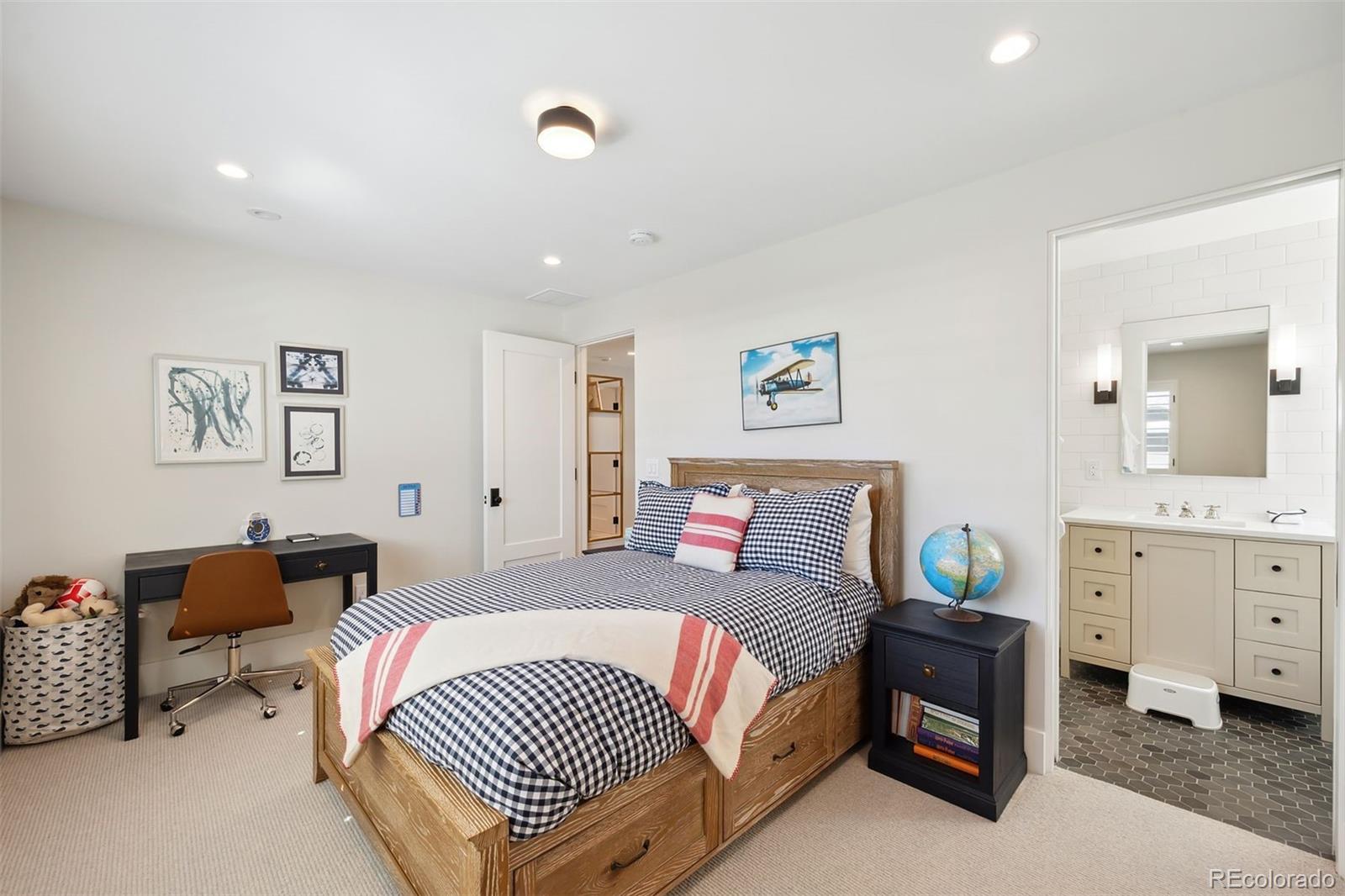 334 S Gaylord Street