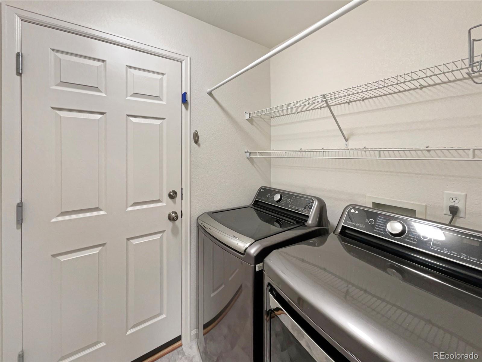 5996 E 129th Place