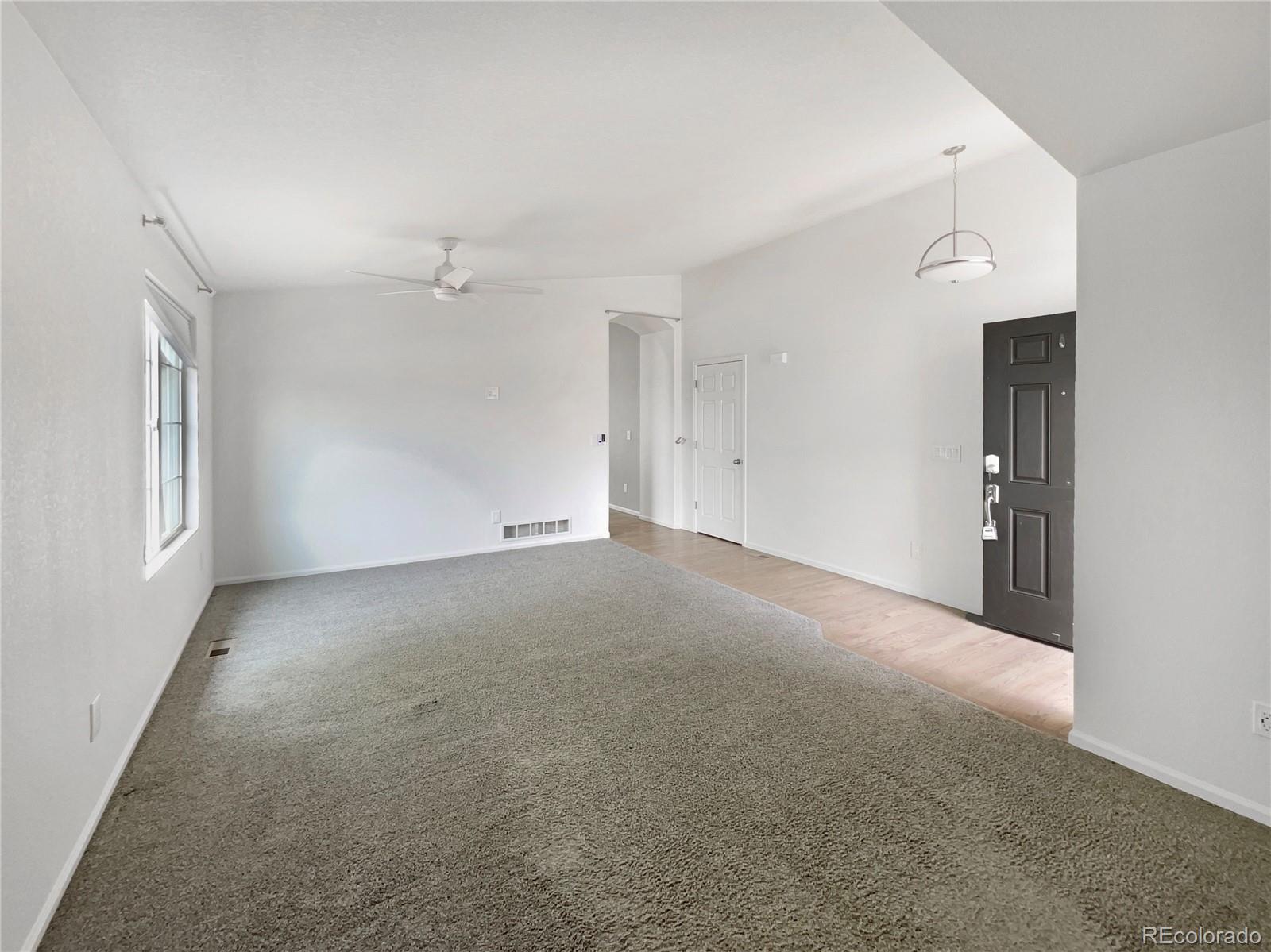 5996 E 129th Place