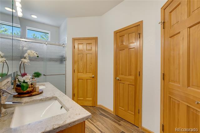 480 Cougar Court