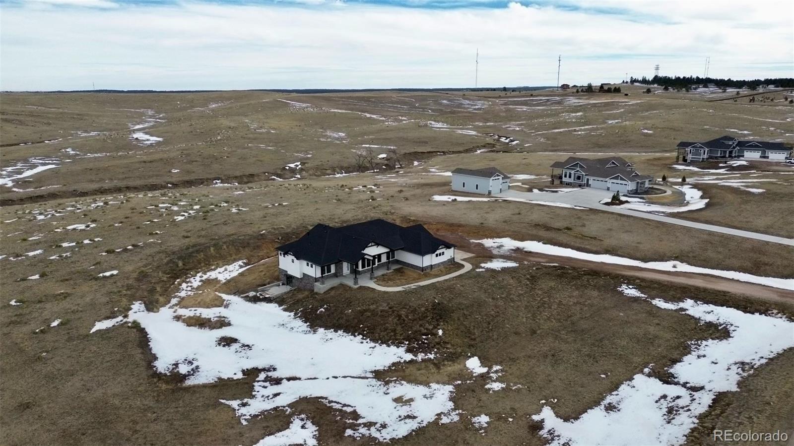 5424 Freddys Trail