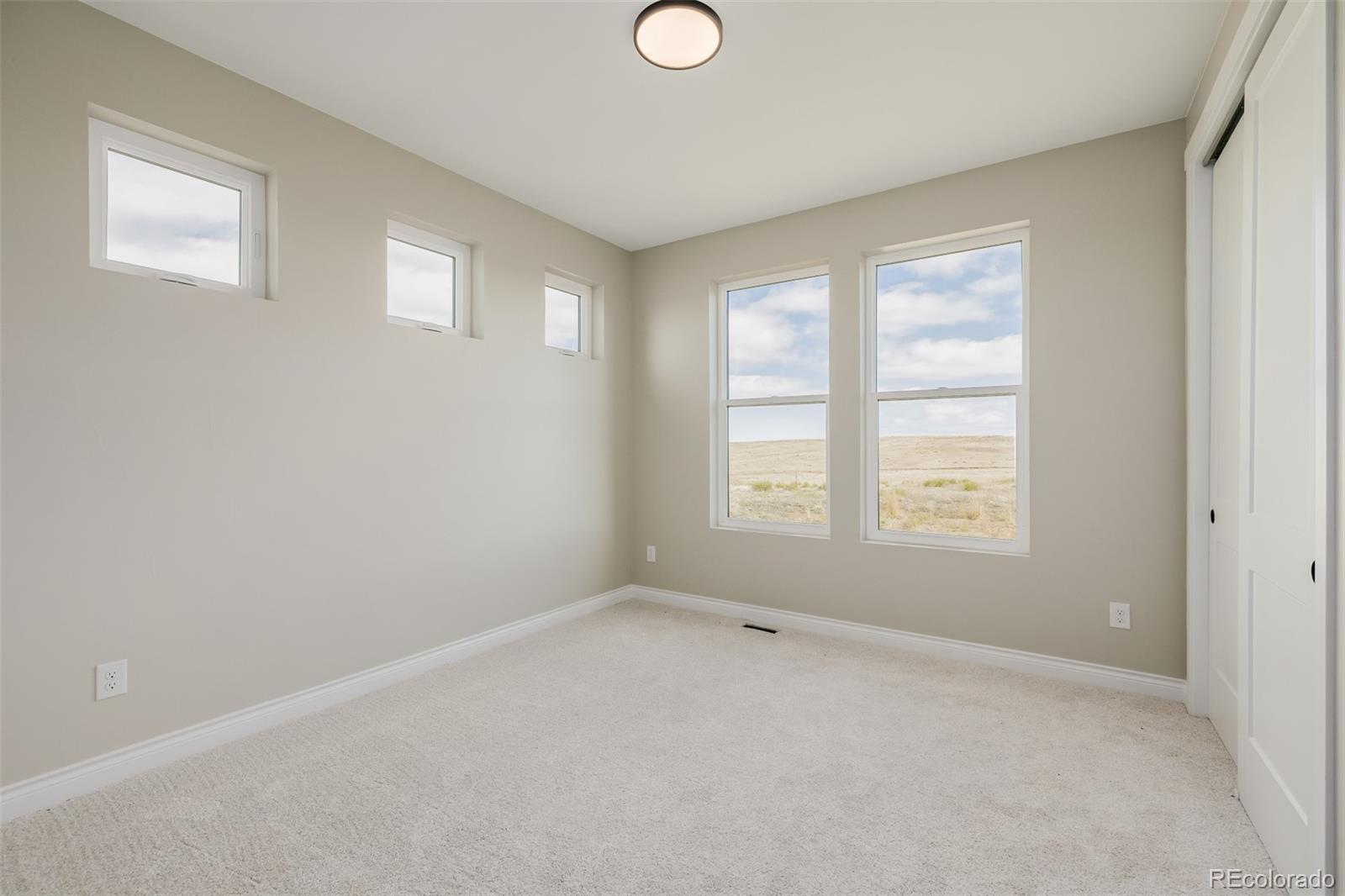 5424 Freddys Trail