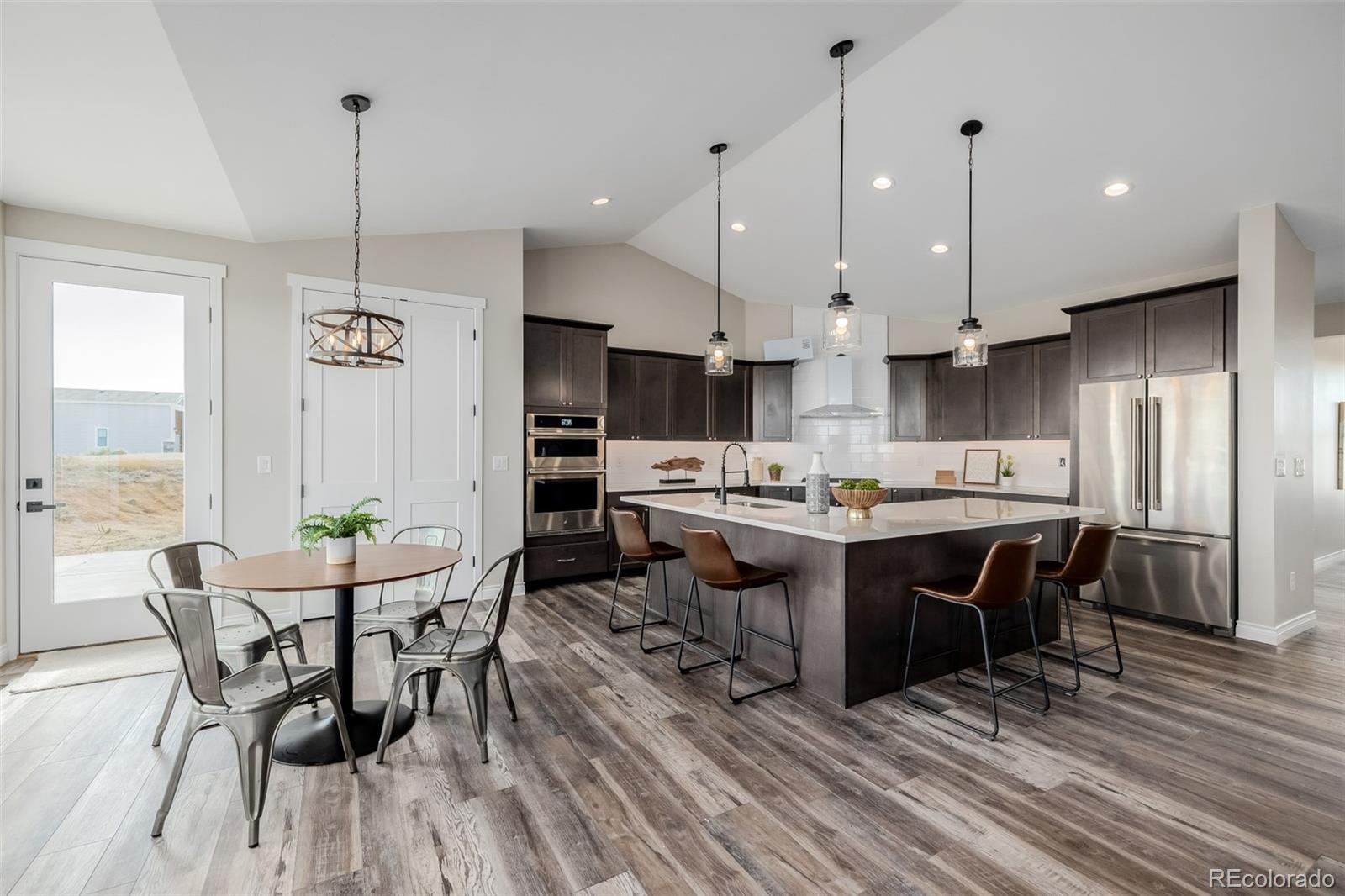 5424 Freddys Trail