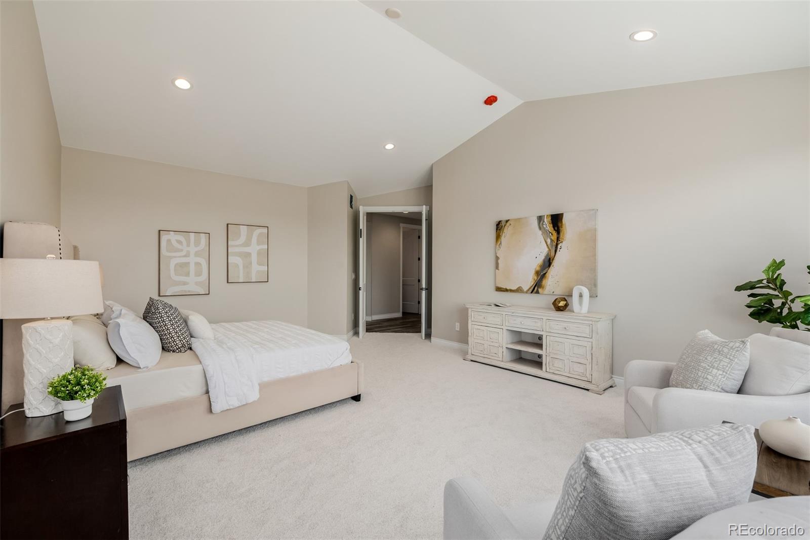 5424 Freddys Trail