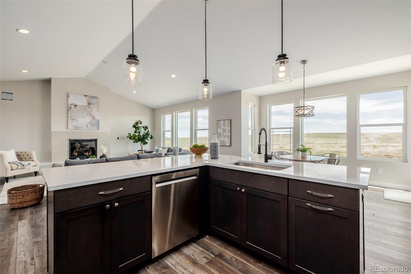 5424 Freddys Trail
