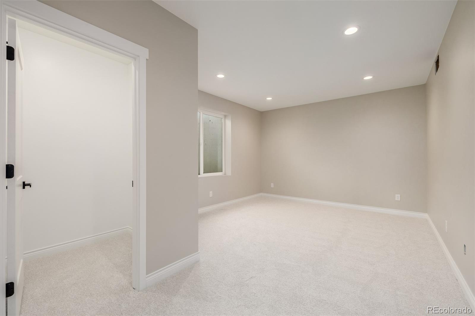 5424 Freddys Trail