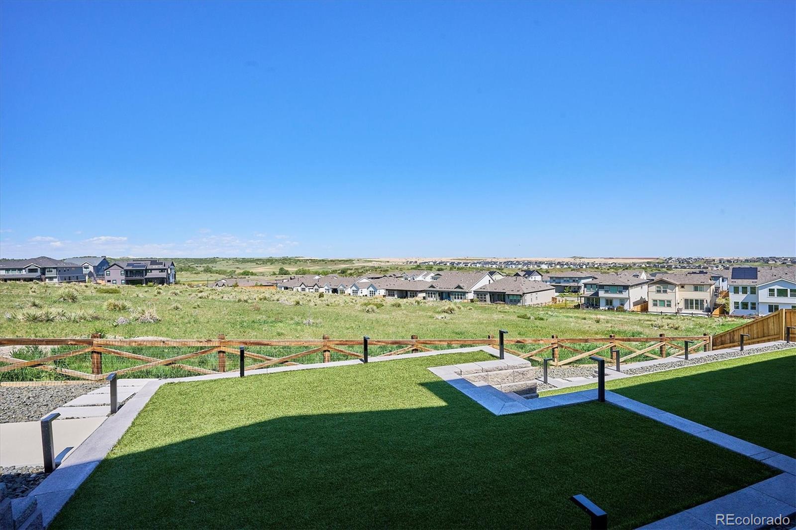 14337 Shasta Daisy Point