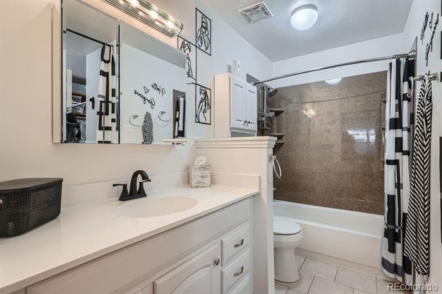 1050 S Monaco Parkway Unit: 59