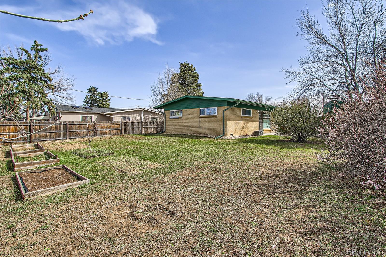 9225 Highland Place