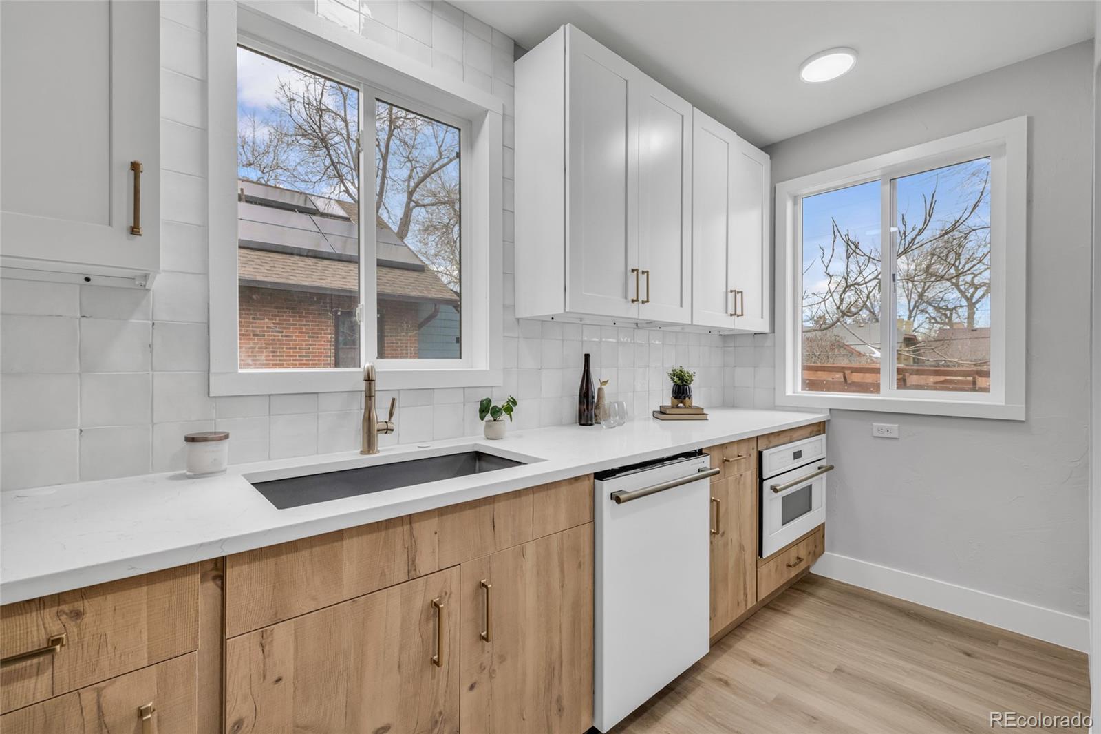 1575 Eudora Street