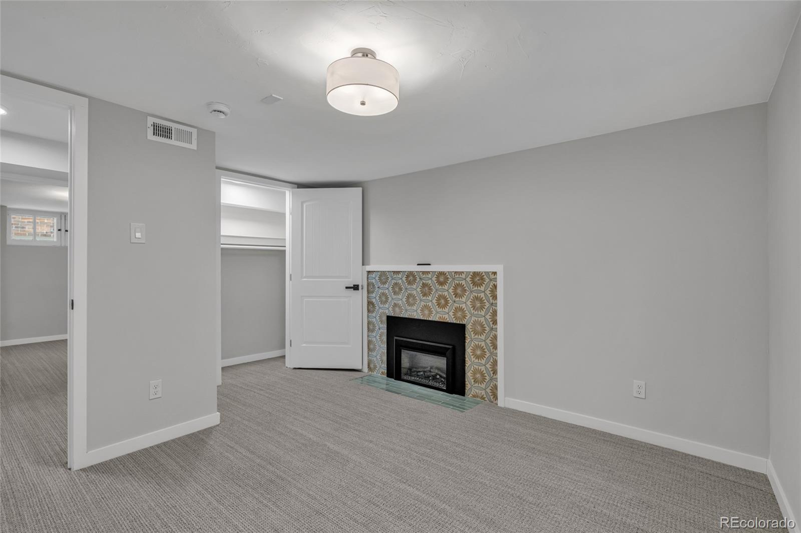 1575 Eudora Street
