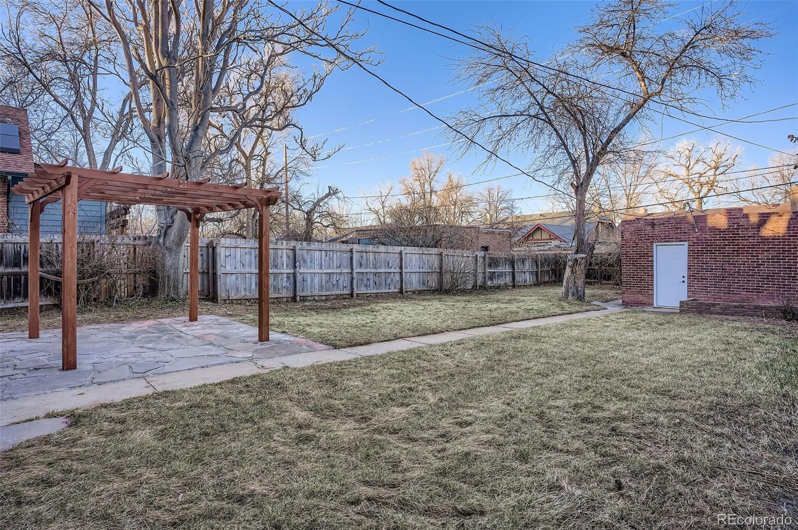 1575 Eudora Street