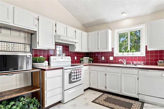5438 S Union Court