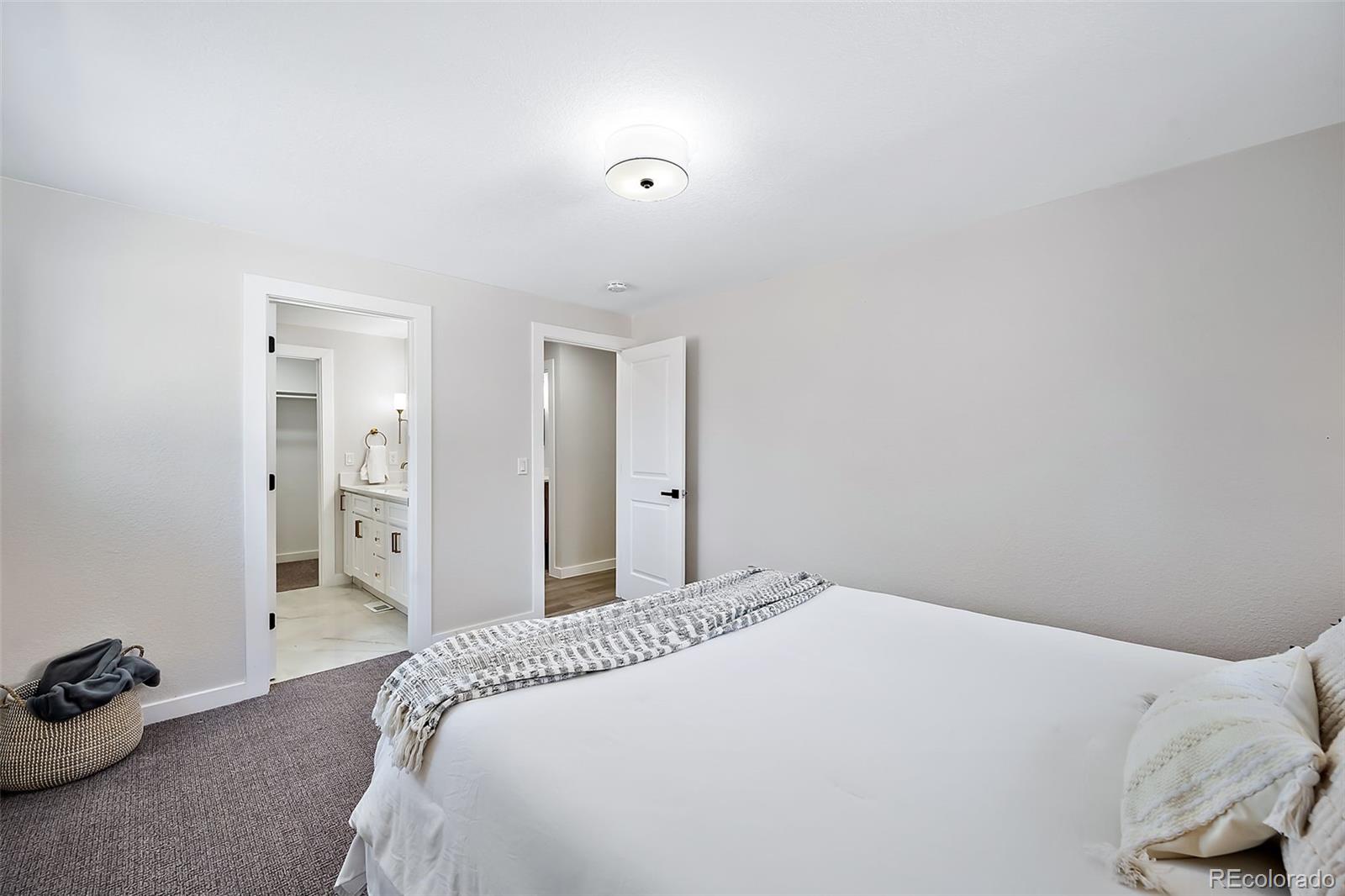 851 S Arbutus Street