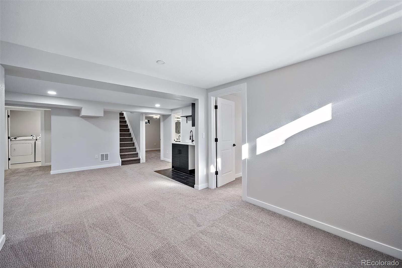 851 S Arbutus Street