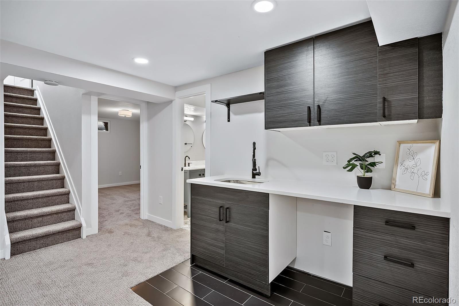 851 S Arbutus Street