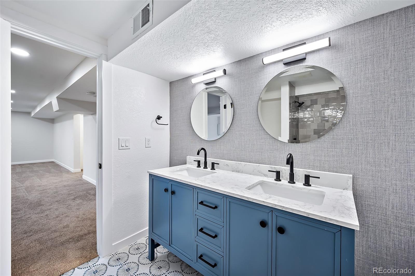 851 S Arbutus Street