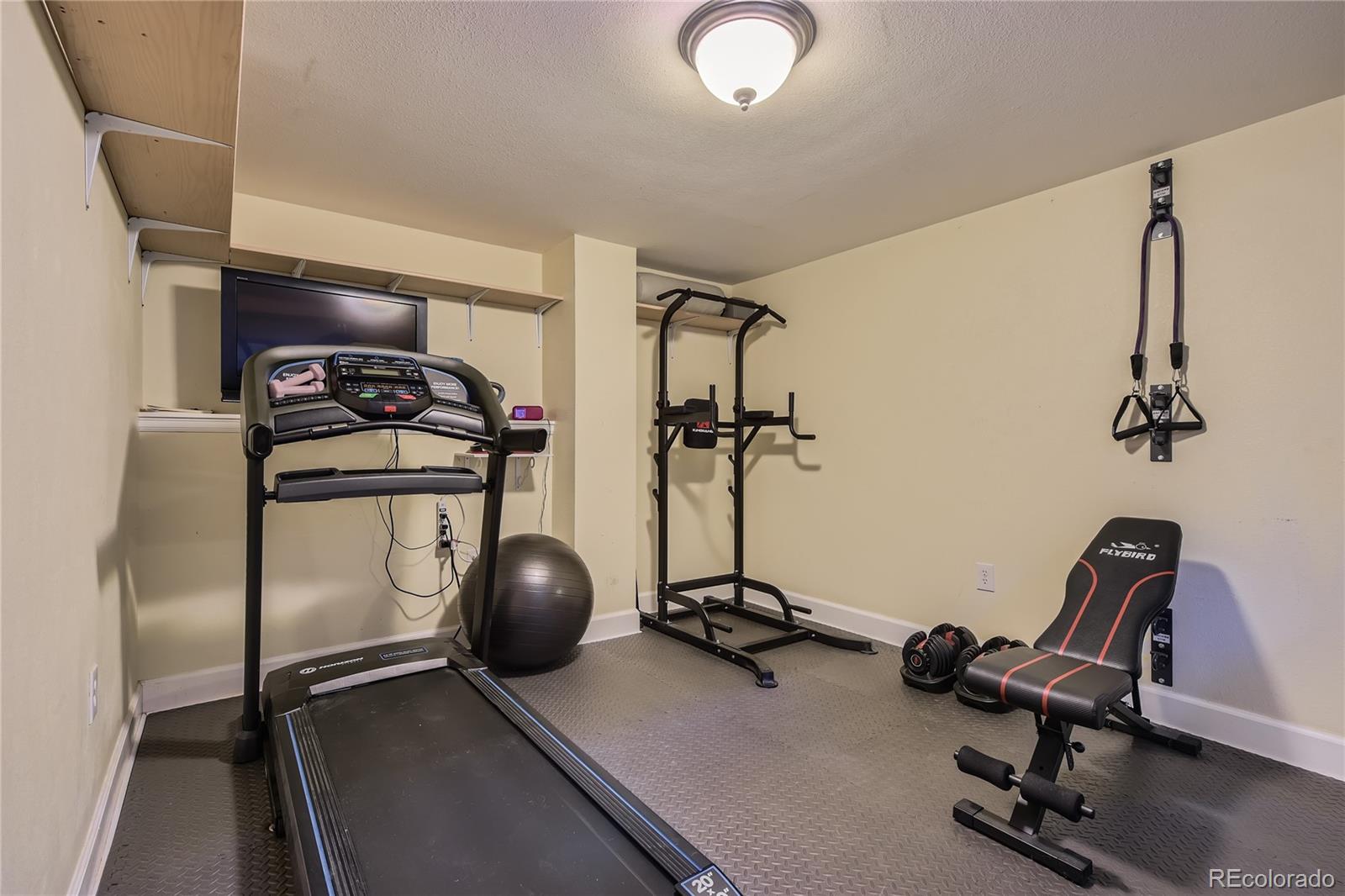 10075 E Peakview Avenue