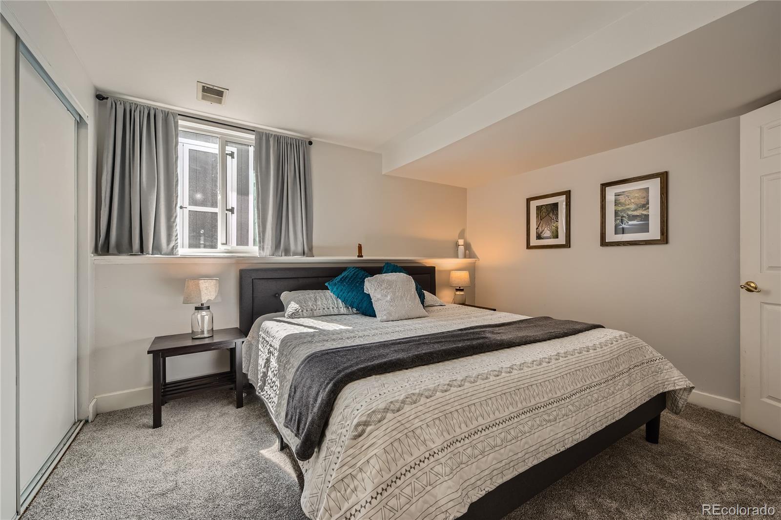 10075 E Peakview Avenue