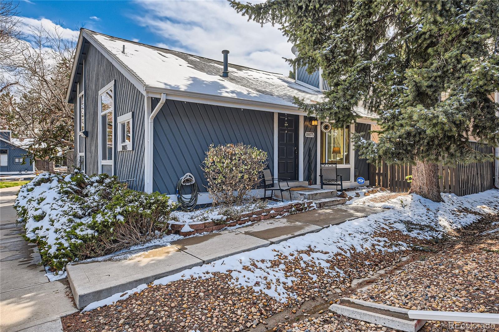 10075 E Peakview Avenue