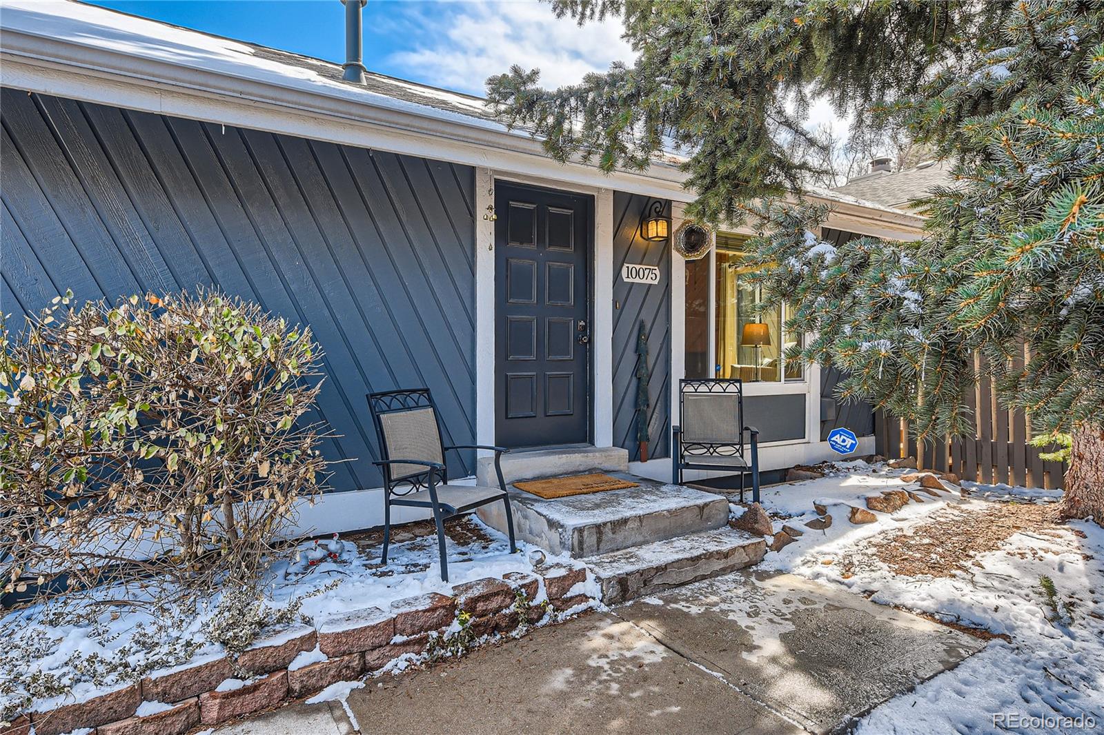 10075 E Peakview Avenue