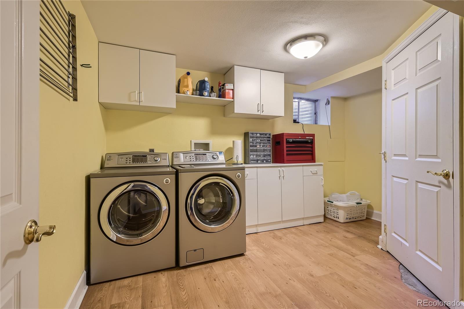 10075 E Peakview Avenue