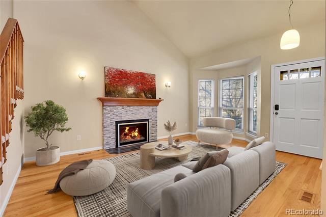 2903 W Long Circle