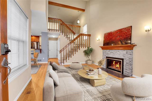2903 W Long Circle