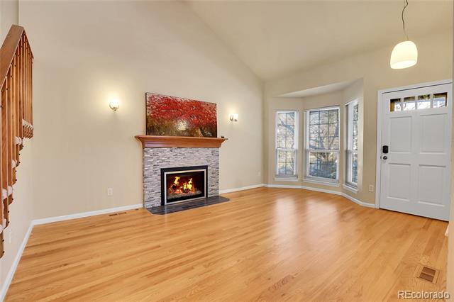 2903 W Long Circle