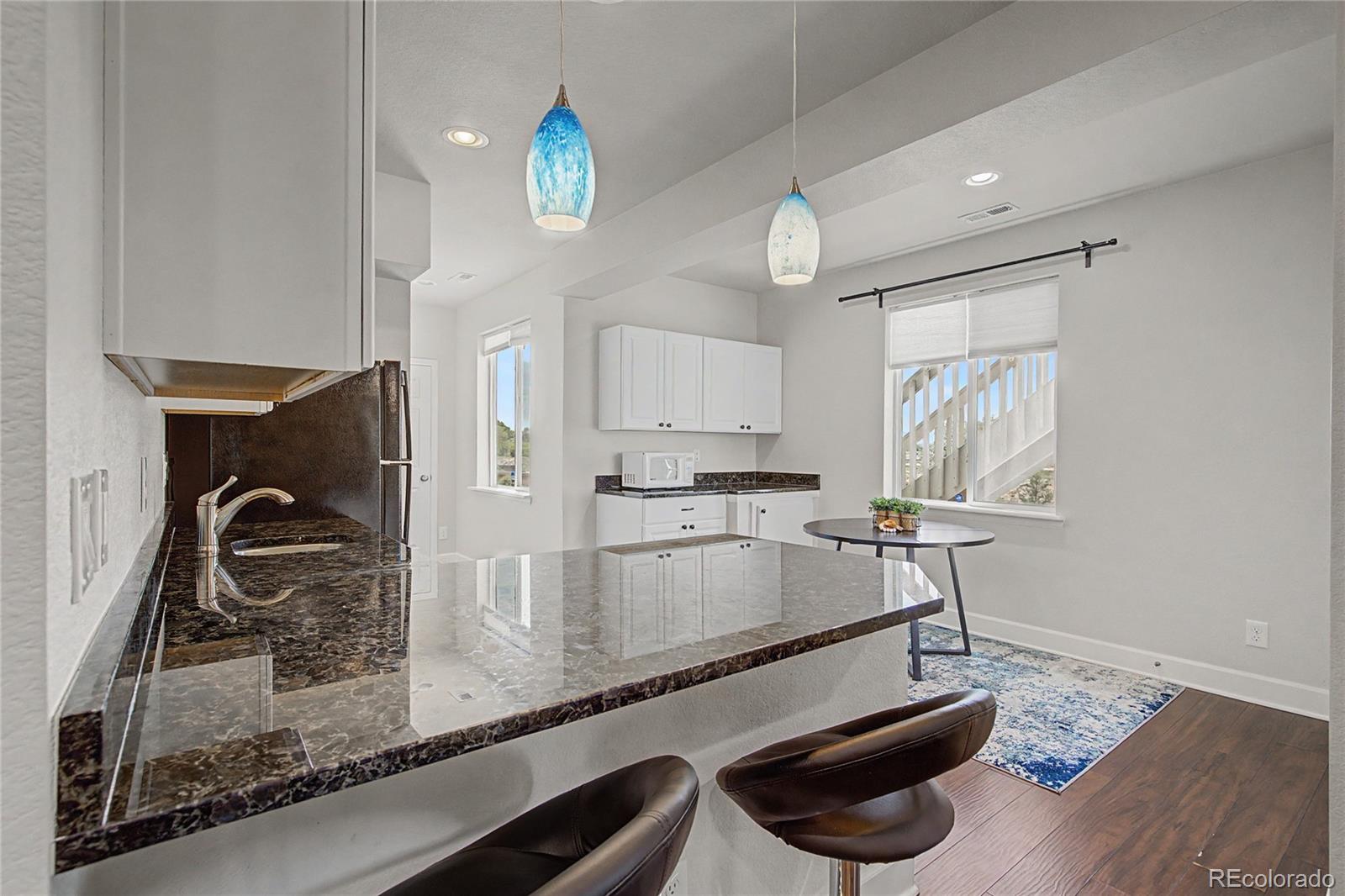 12281 Village Circle W