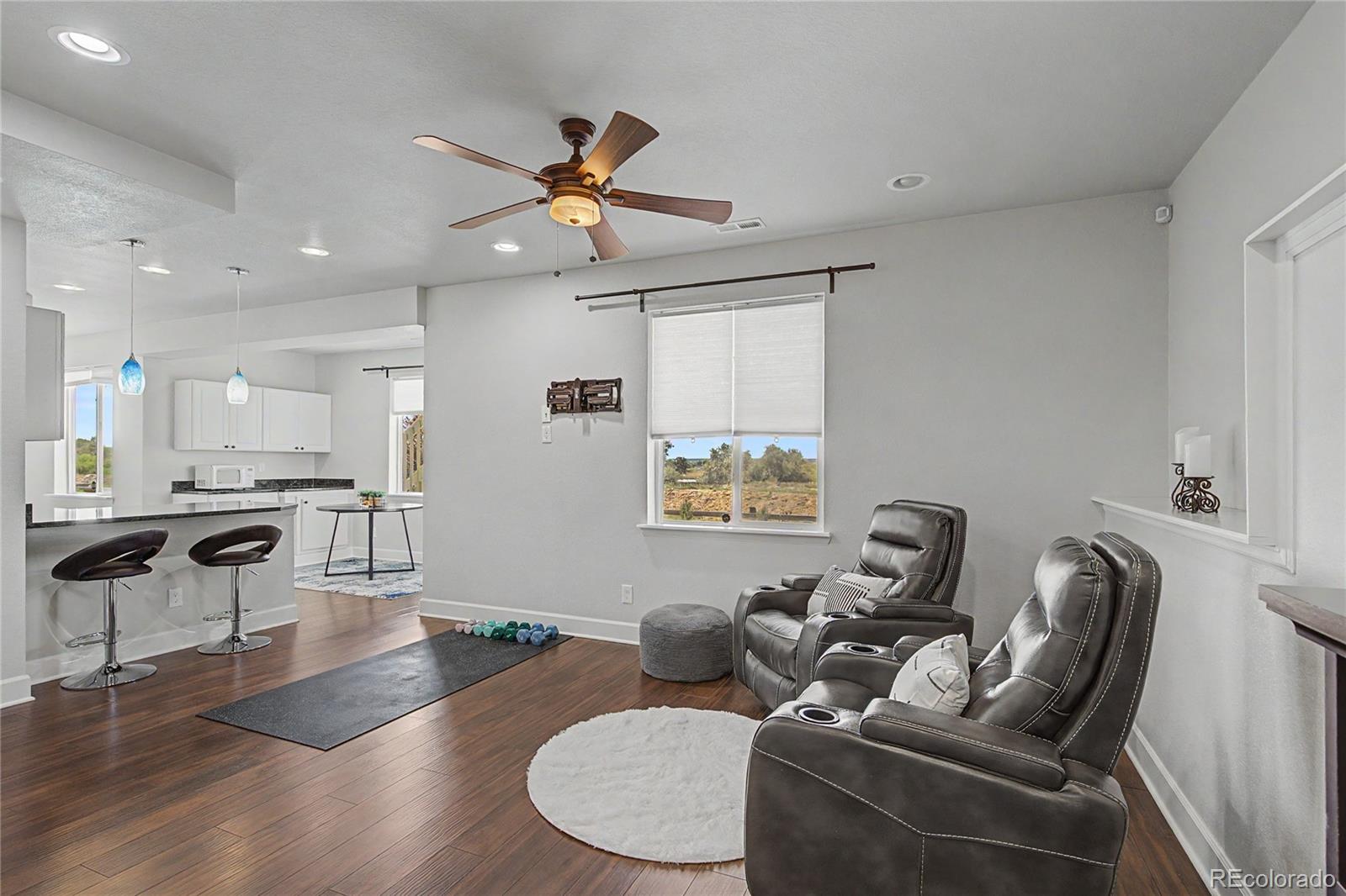 12281 Village Circle W