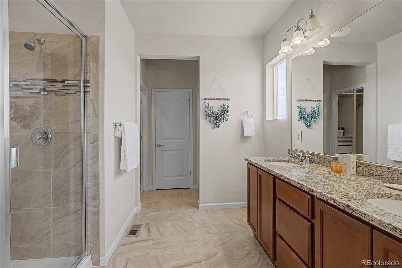 12281 Village Circle W