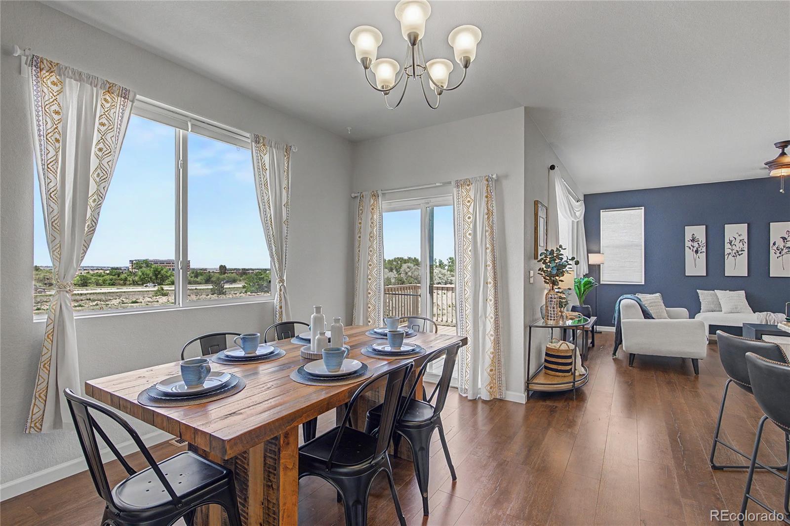 12281 Village Circle W