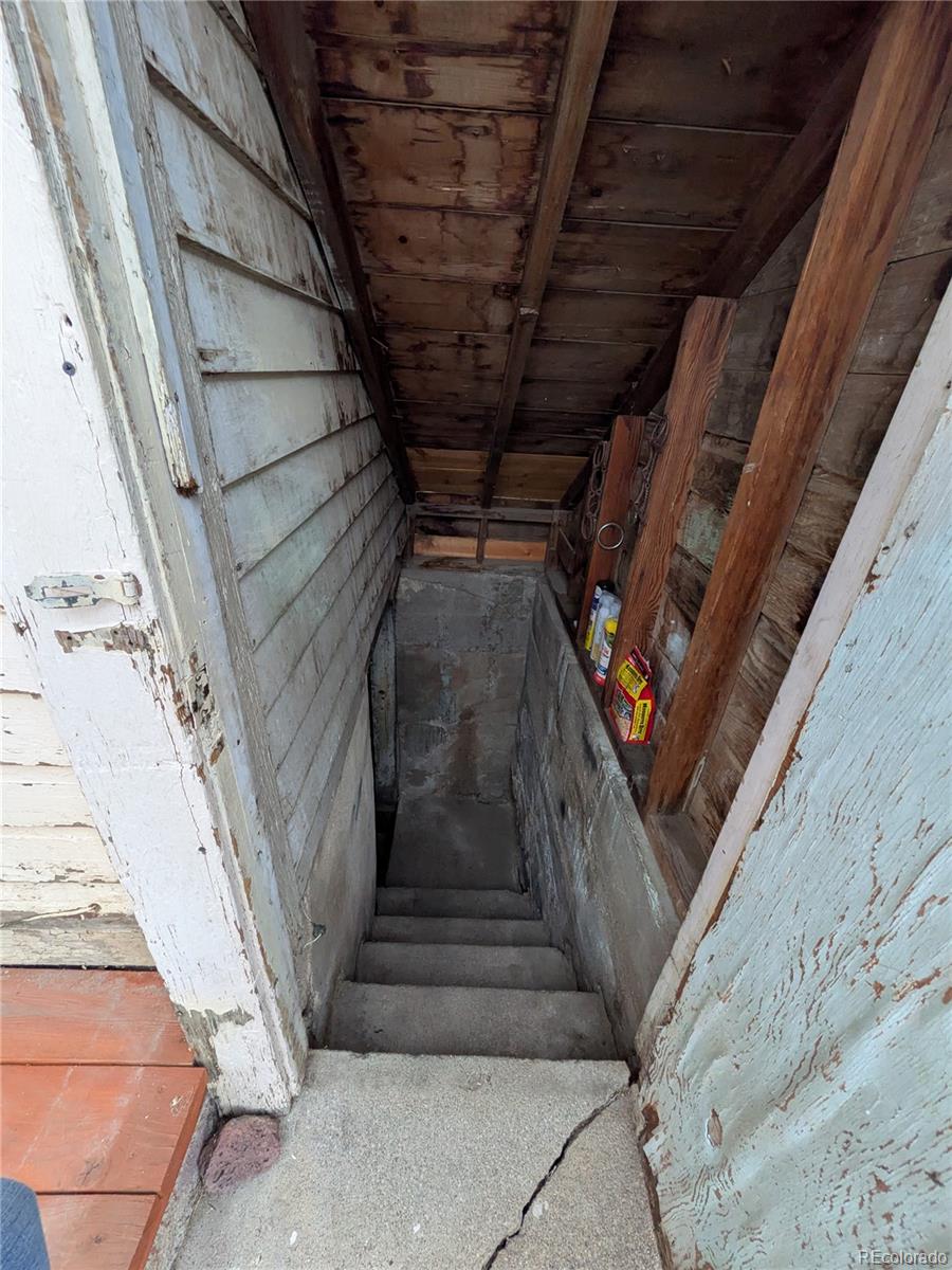 126 S 9th Avenue