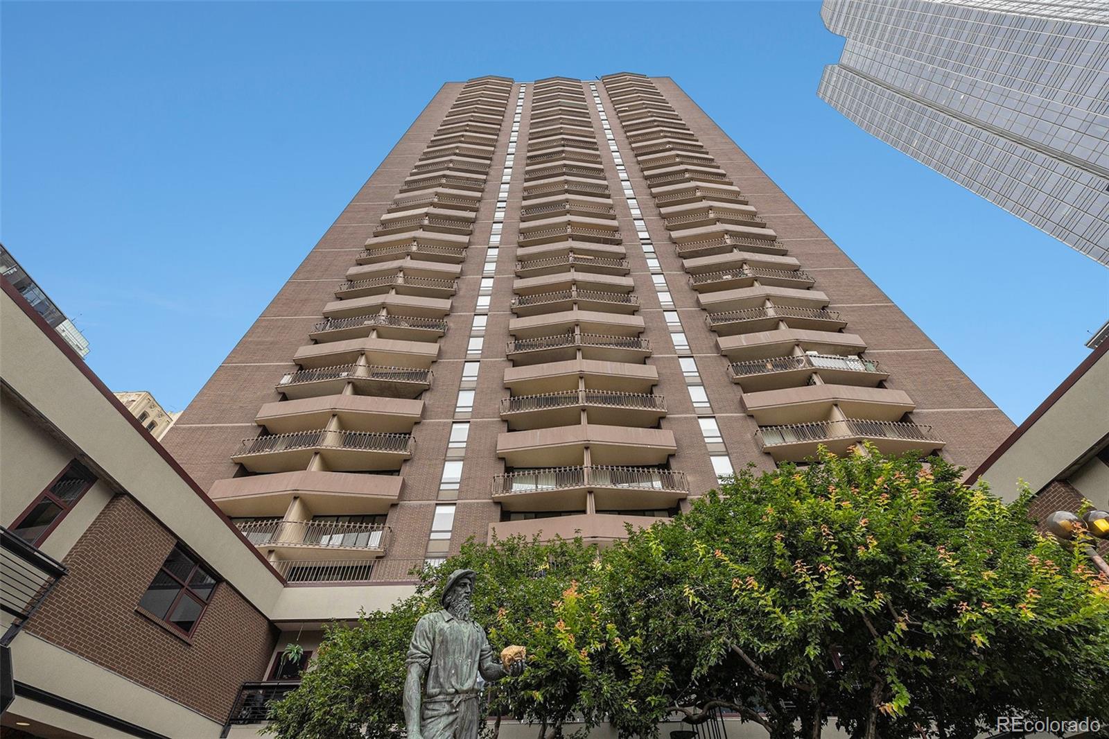 1020 15th Street Unit: 22J