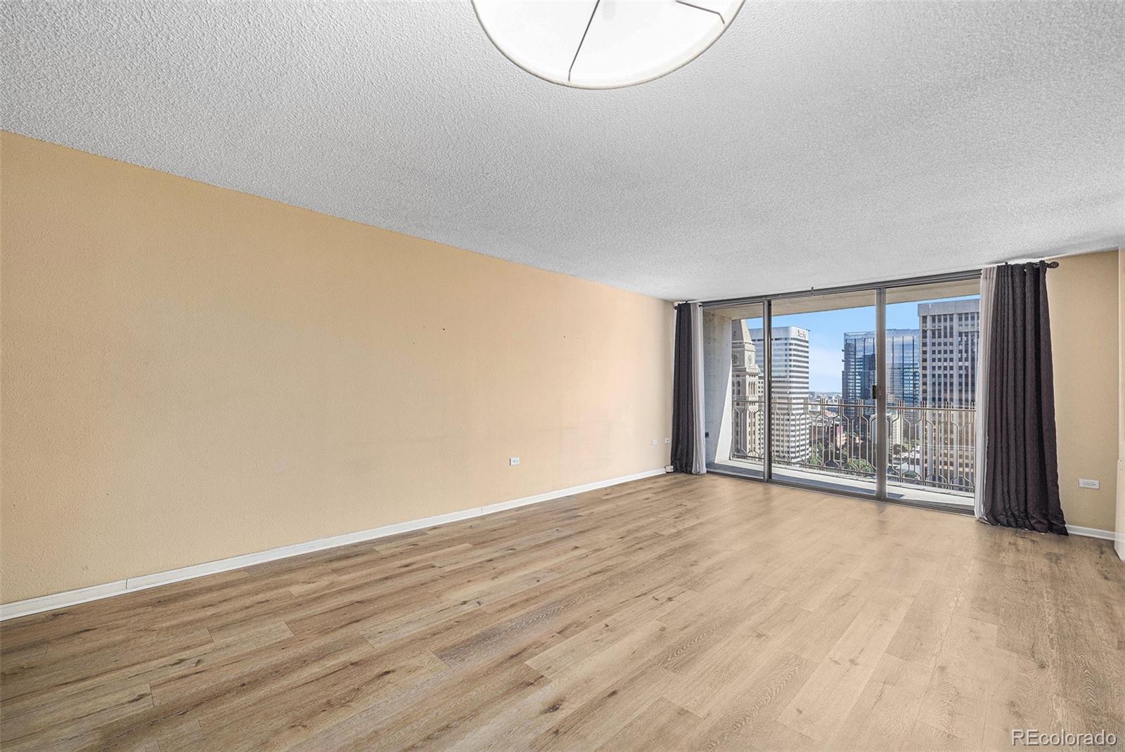 1020 15th Street Unit: 22J