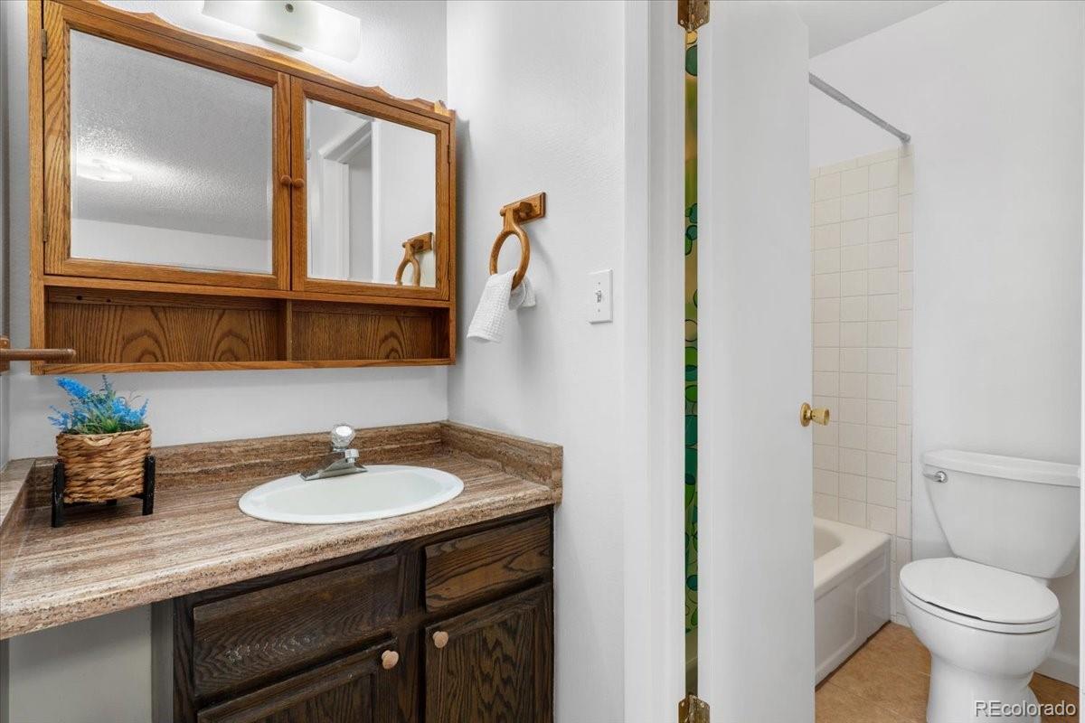 750 Tabor Street Unit: 59