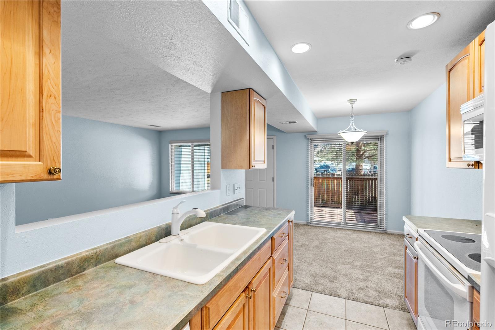 2557 S Dover Street Unit: 77