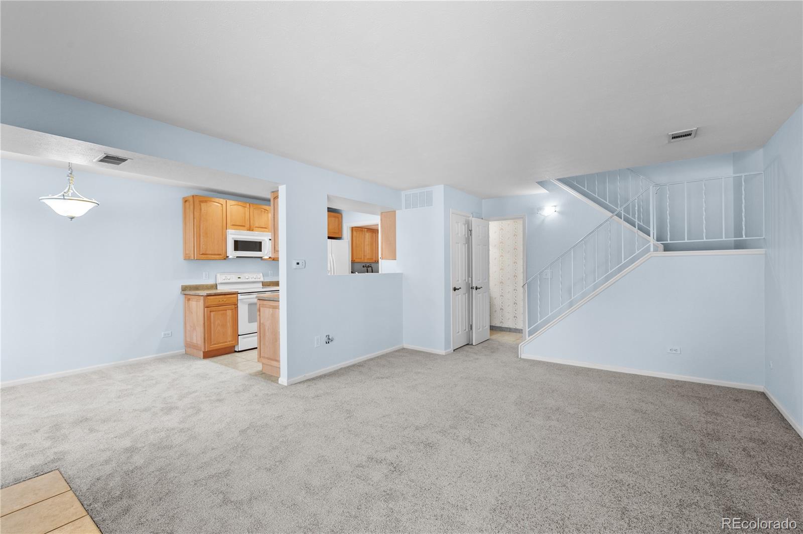 2557 S Dover Street Unit: 77