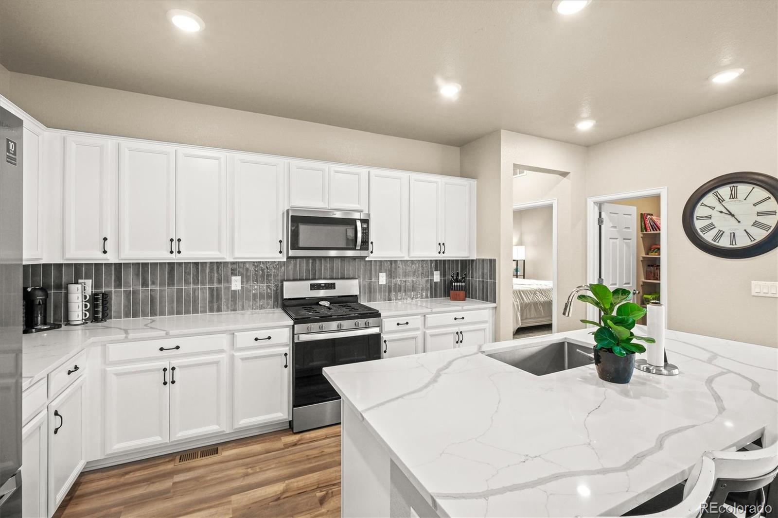 18108 House Finch Lane