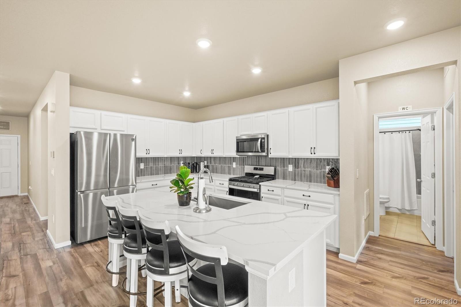 18108 House Finch Lane