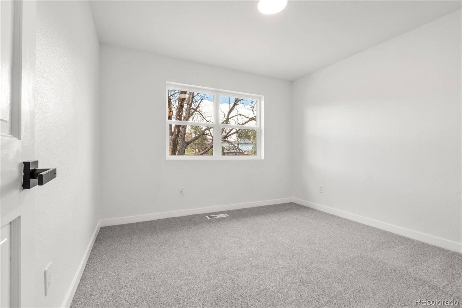 4102 W Union Avenue