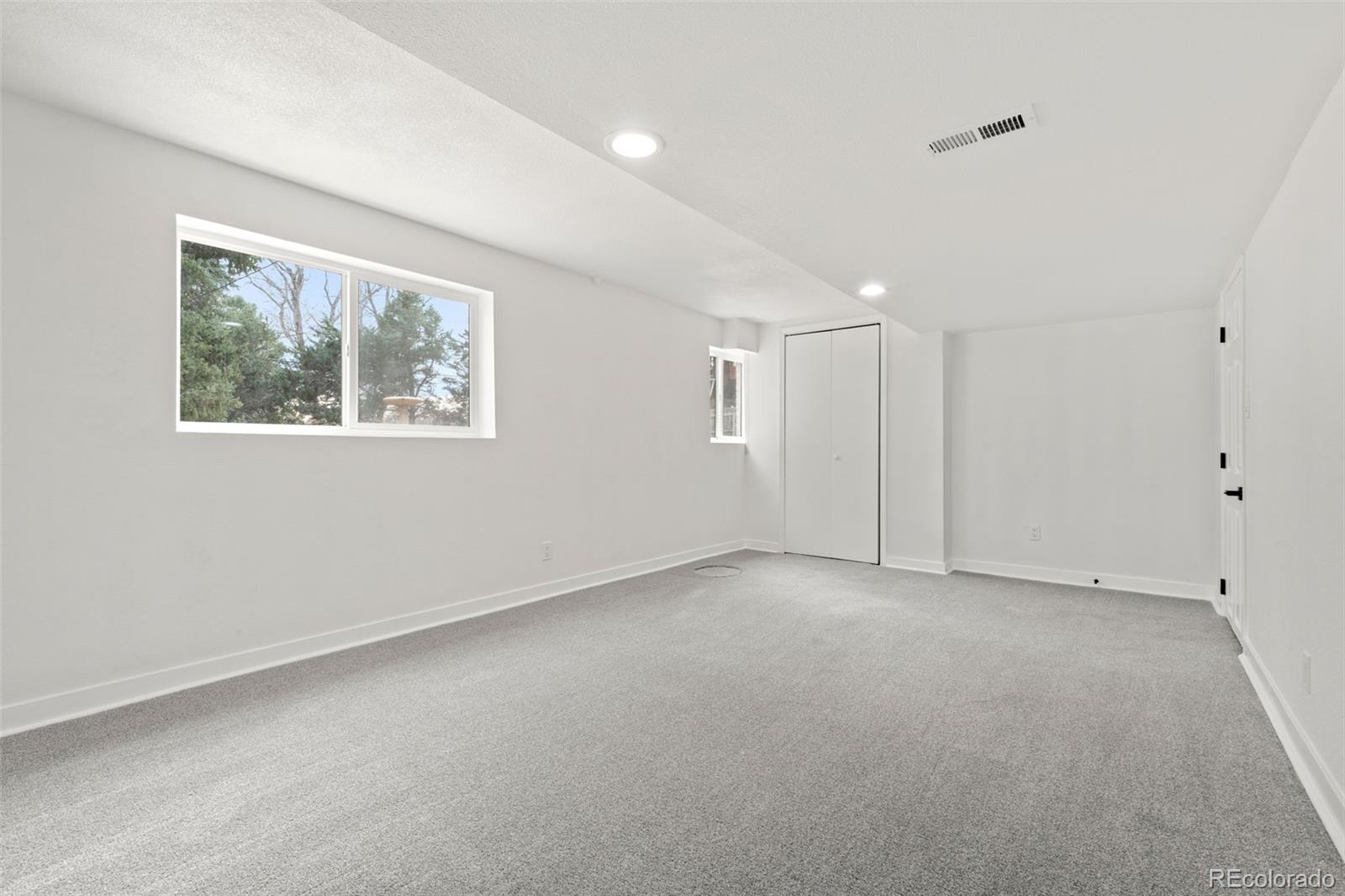 4102 W Union Avenue