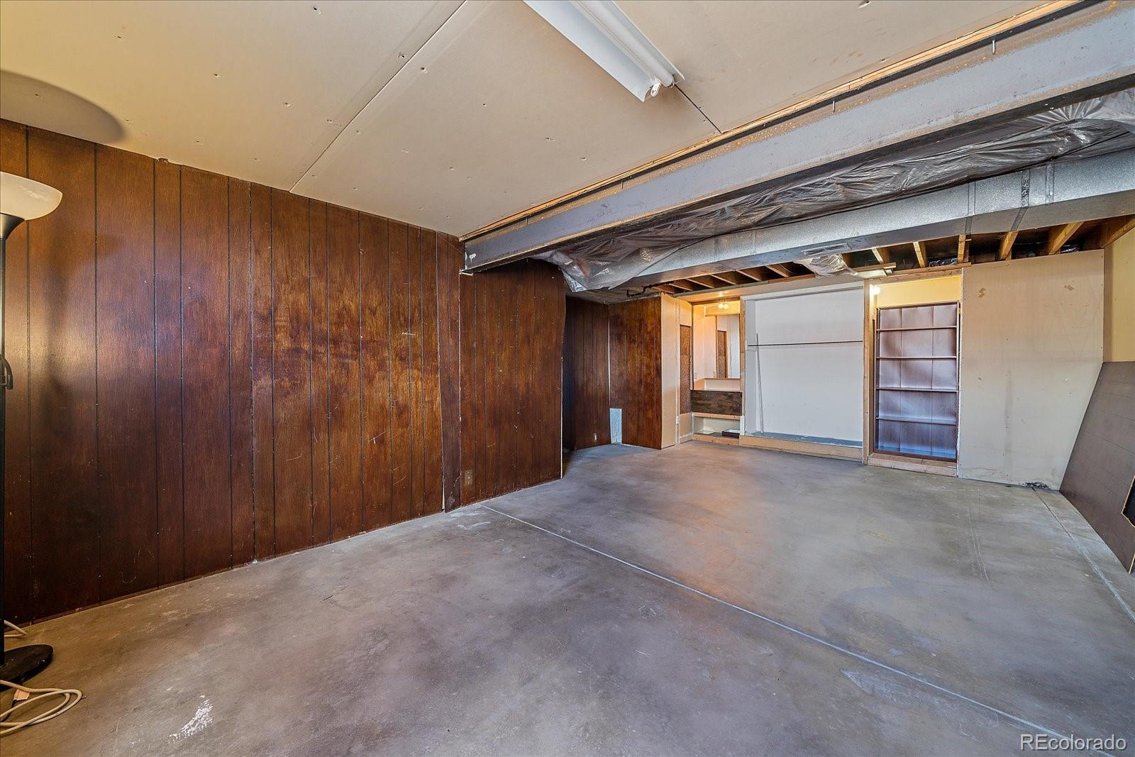 9123 E Chenango Avenue